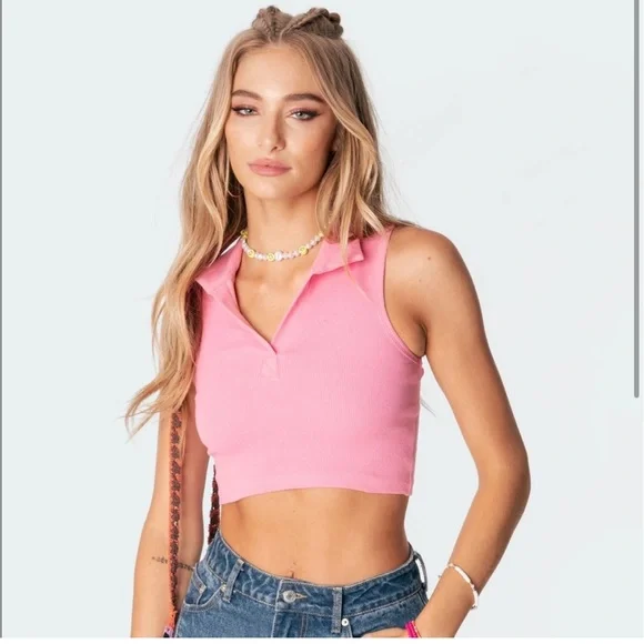 Edikted Riley Ribber Collared Crop Top - Picture 1 of 3